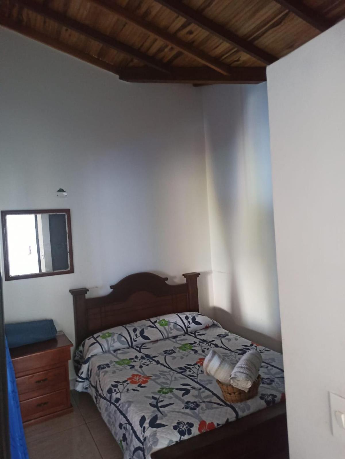 Hostal Jose Navarro Guadalupe Exterior photo